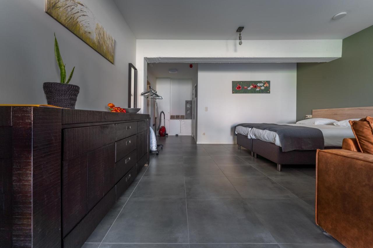 De Hoog Velden 11 Daire NeerNeerpelt Dış mekan fotoğraf